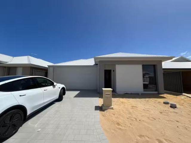 House for rent in Parklands, Western Australia
