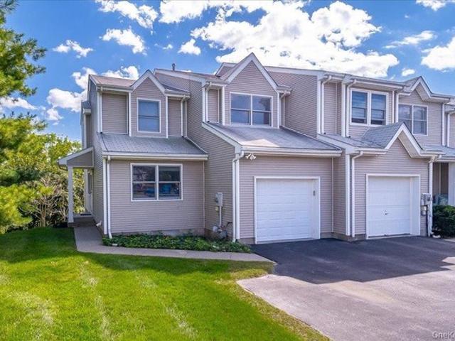Condo for sale in Town of Fishkill, Dutchess County