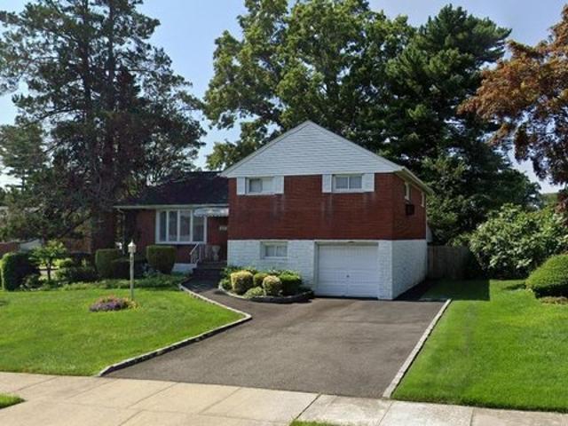 House for sale in Hicksville, Nassau County