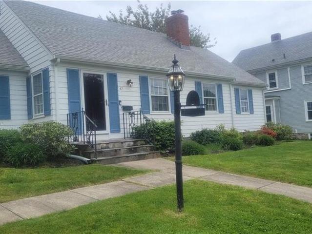 House for rent in Newport