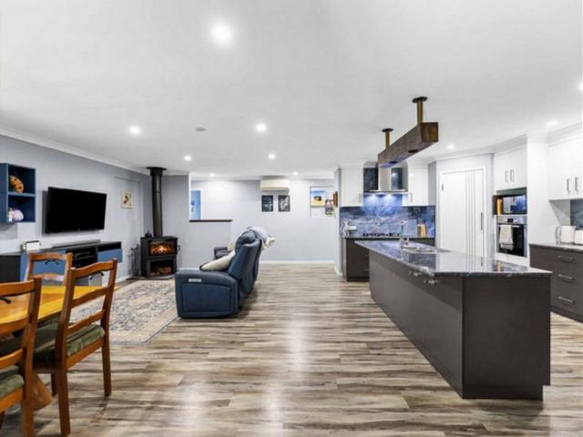Apartment for rent in Highfields, Queensland