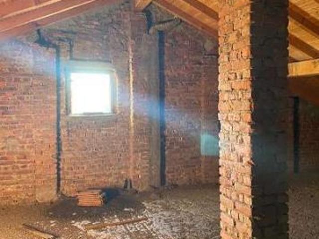 Appartamento in vendita a Faloppio, Lombardia