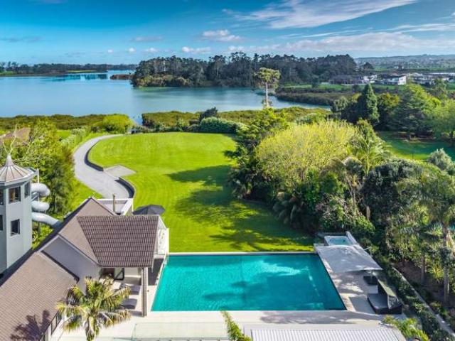 Property for sale in Karaka, Franklin