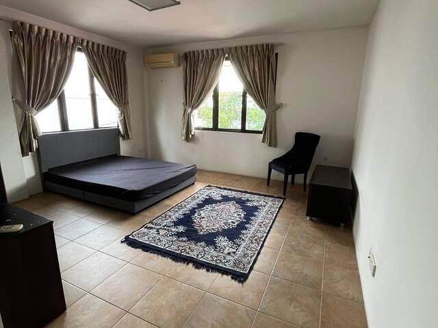 Room for rent