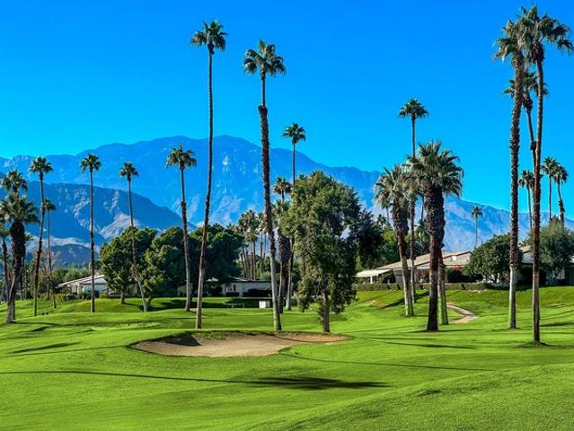 Condo for sale in Rancho Mirage, California