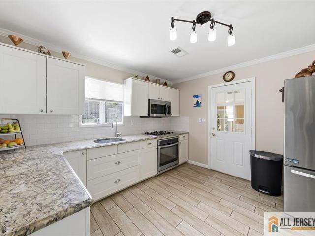 House for sale in Sayreville, New Jersey