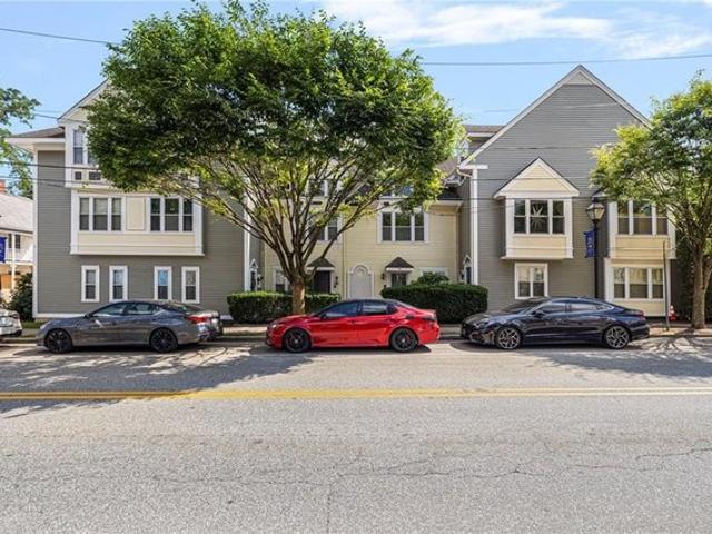 Townhouse for sale in East Greenwich, Rhode Island