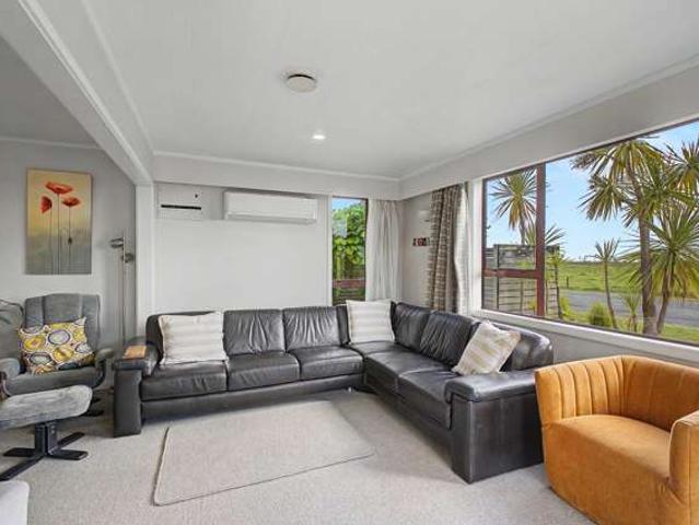 House for sale in Carters Beach, West Coast
