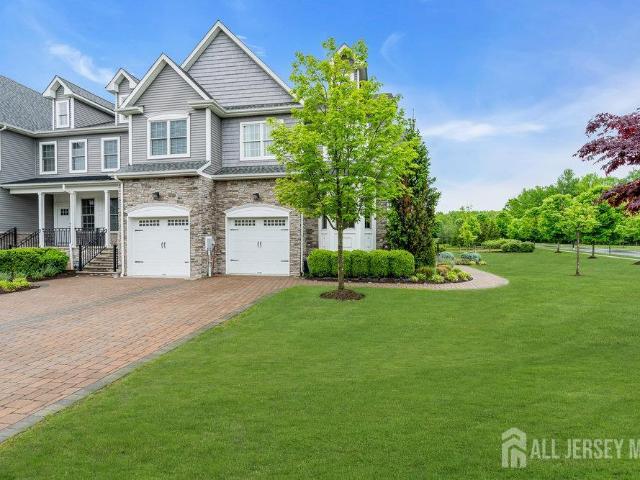 Townhouse for sale in Old Bridge