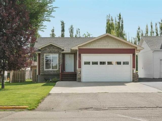 House for sale in Magrath, Alberta