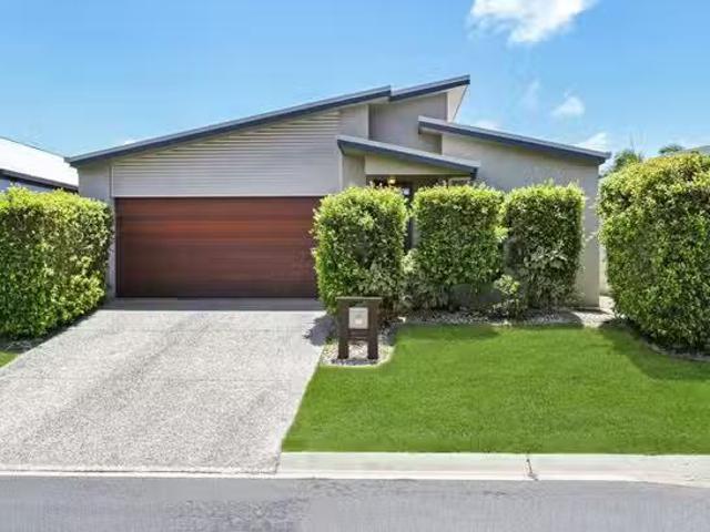 House for rent in Golden Beach
