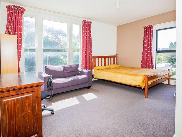 Room for rent in Otakou