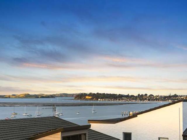 House for sale in Howick