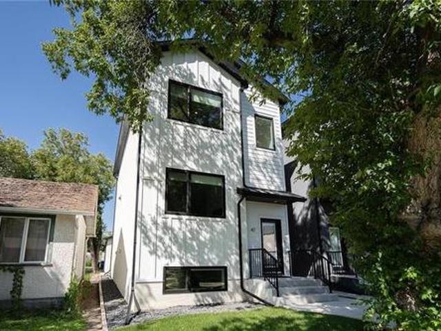 House for sale in Glenwood, Winnipeg