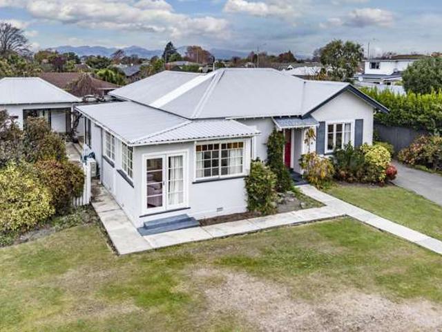 House for sale in Bryndwr, Canterbury