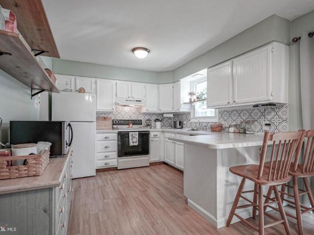 House for sale in Deepwater, New Jersey
