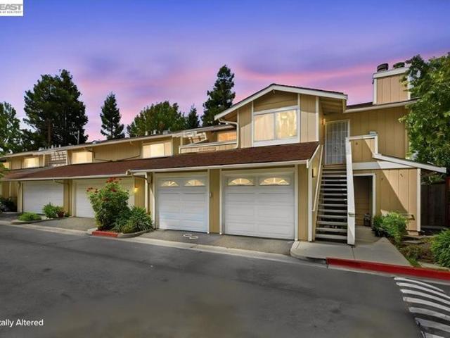 Condo for sale in Hayward, California
