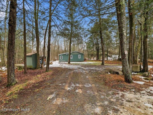 House for sale in Newfoundland, Pennsylvania