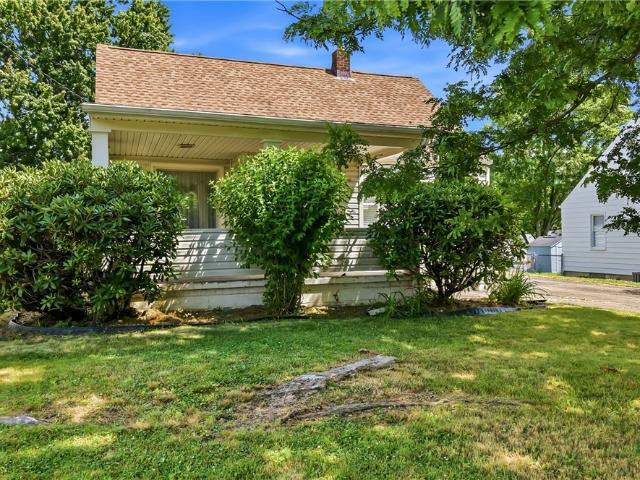 House for sale in Struthers, Ohio