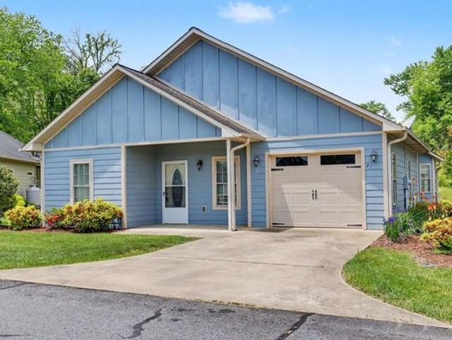 House for sale in Hayesville, North Carolina