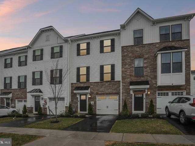 Townhouse for sale in Mount Laurel, New Jersey