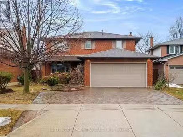 House for sale in Ancaster, Ontario