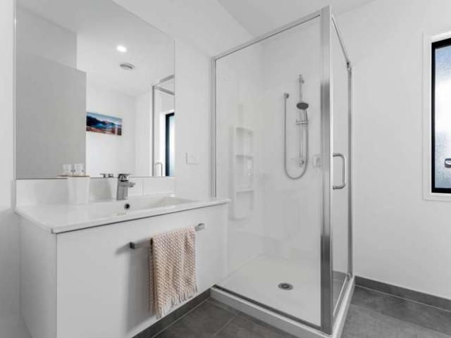 Townhouse for sale in Paremoremo, Oroua County