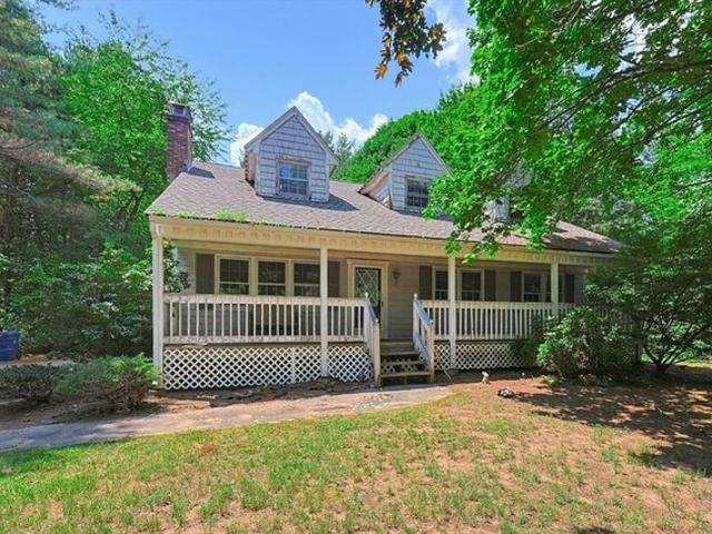 House for sale in Wrentham, Massachusetts