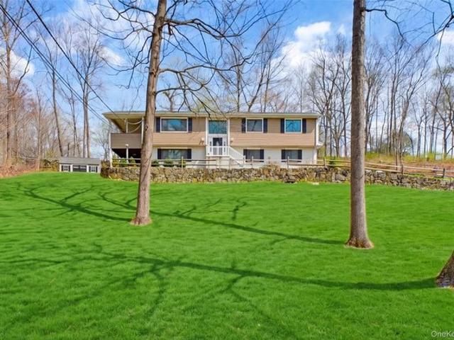 House for sale in Amawalk, New York