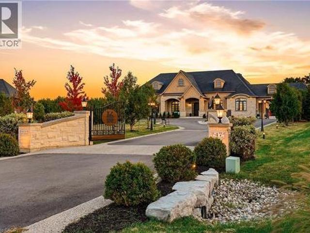 House for sale in Hamilton, Golden Horseshoe