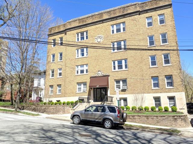 Apartment for rent in Montclair