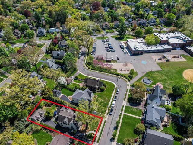 House for sale in Glen Rock, New Jersey
