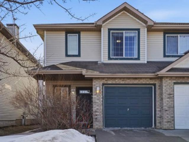 House for sale in Spruce Grove, Alberta