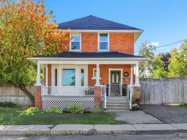 House for sale in Renfrew, Ontario