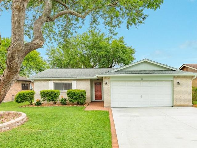 House for sale in Angleton, Texas