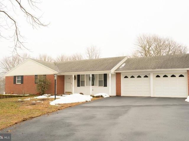 House for sale in Douglassville, Pennsylvania