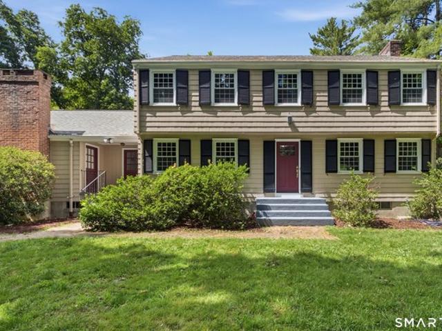 House for sale in Simsbury, Connecticut