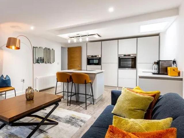 Apartment for rent in Haymarket, Scotland