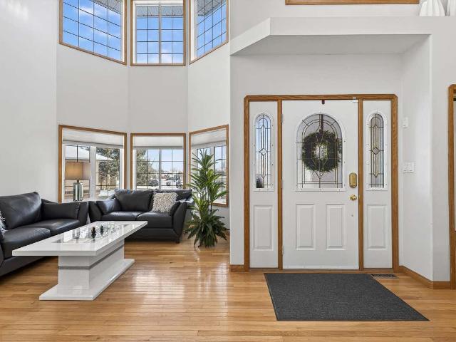 House for sale in Sylvan Lake, Alberta