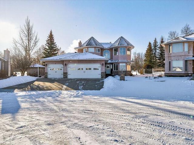 House for sale in Sylvan Lake, Alberta