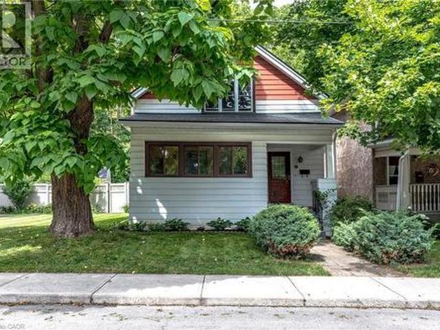 House for sale in Ancaster, Ontario