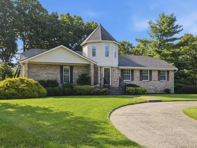 House for sale in Nicholasville, Kentucky