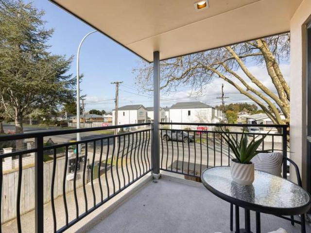 Townhouse for sale in Hamilton, Waikato