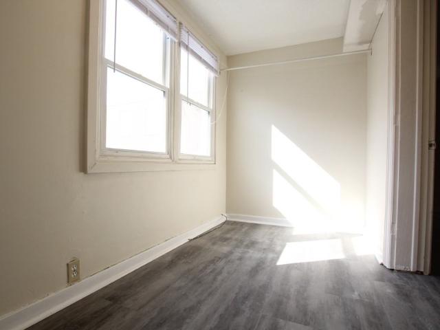 Apartment for rent in Mulhurst Bay, Ontario