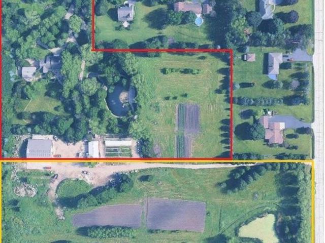 House for sale in Hampshire, Illinois