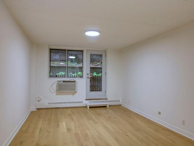 Apartment for rent in Westmount, Montréal (région administrative)