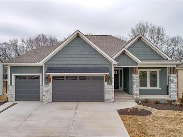 House for sale in Riverside, Missouri