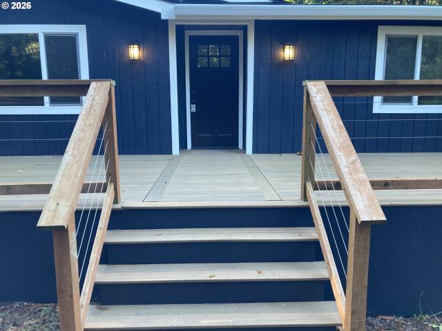 House for sale in Florence, Lane County