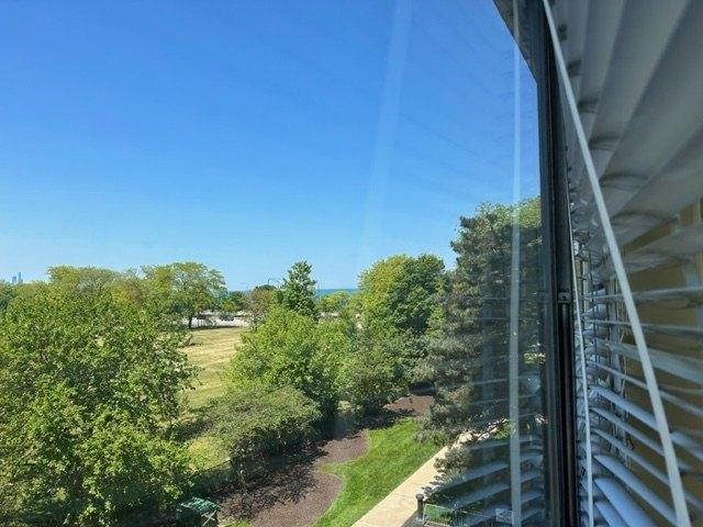 Condo for rent in Chicago Park, Illinois