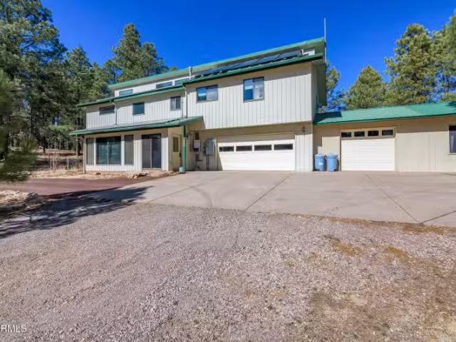 House for sale in Flagstaff
